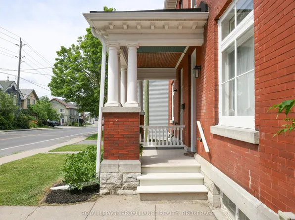 181 Montreal St, Kingston, ON K7K 3G3