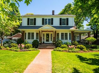 30 Washburn Ave, Needham, MA 02492