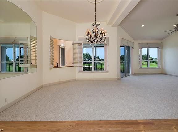 5th image of 3051 Lancaster Dr APT 3