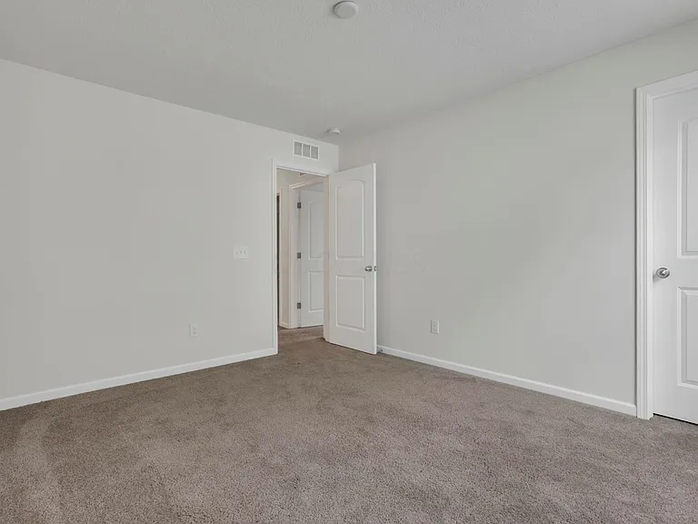 241 Sunstone Ln — Photo 27