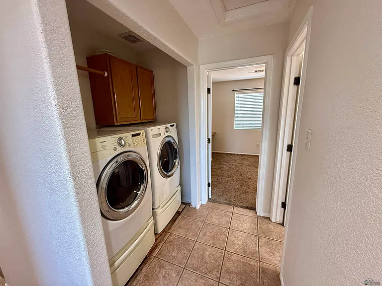 11800 E Eclipse Ct — Photo 12