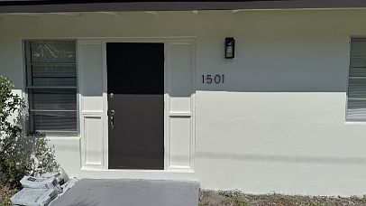 2nd image of 1501 SW 21st St