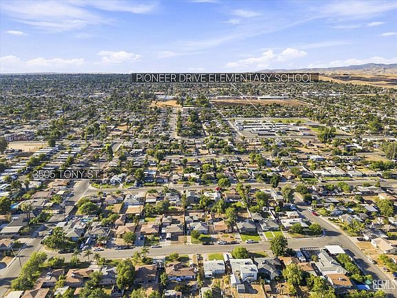 5th image of 3505 Tony St
