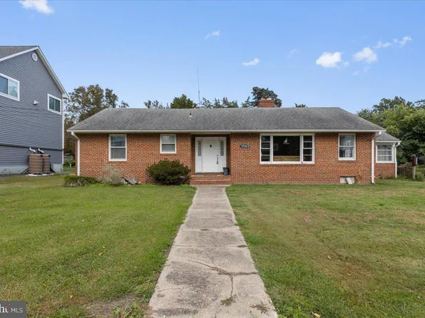5563 Gloucester St, Churchton, MD 20733