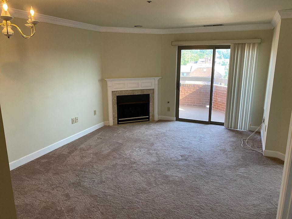 1st image of 1050 N Stuart St Unit 508