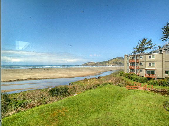 3rd image of 3641 NW Oceanview Dr #127