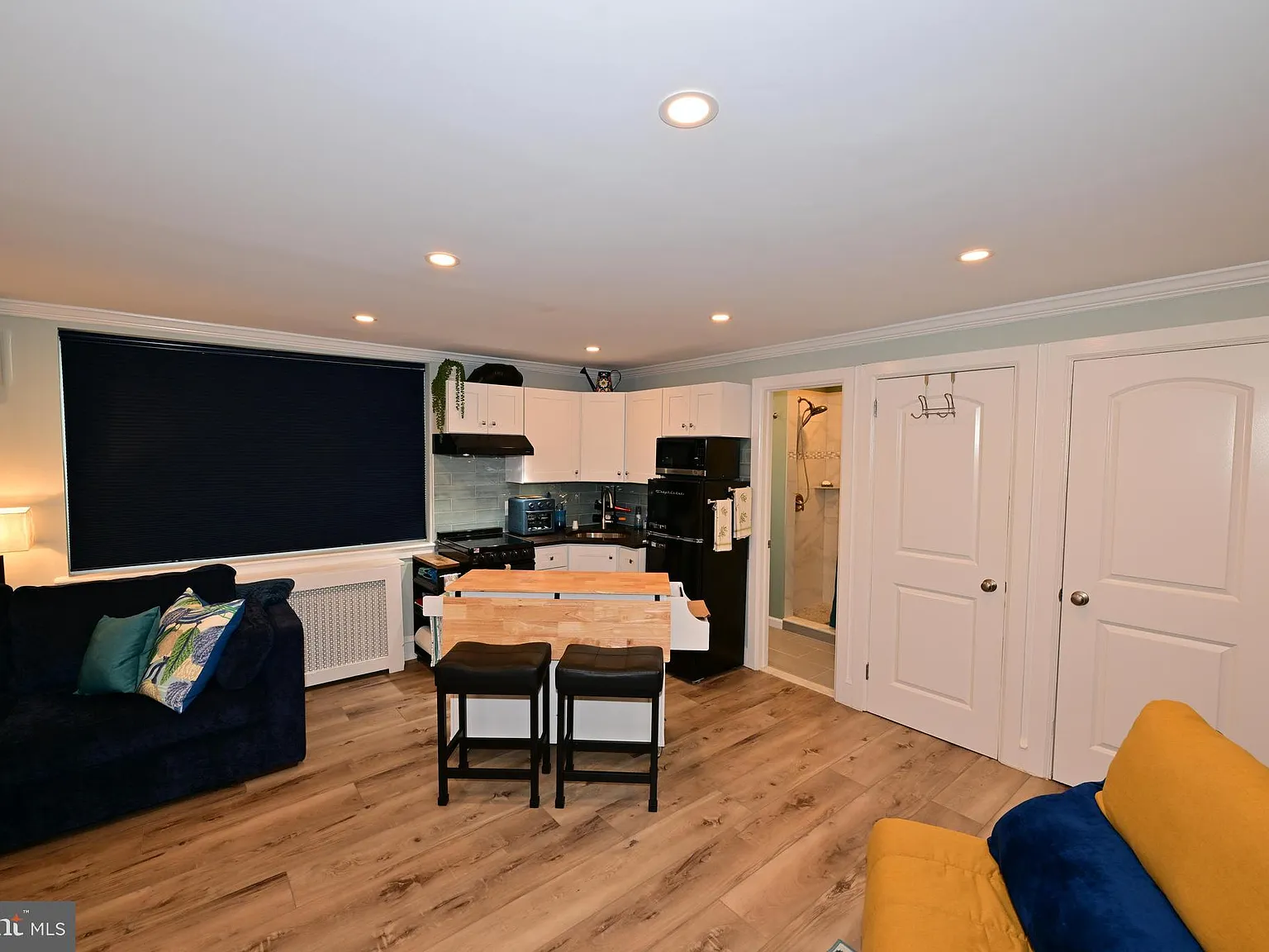 Studio, 1.0 bath, 400 sqft, $1,600 — Photo 1