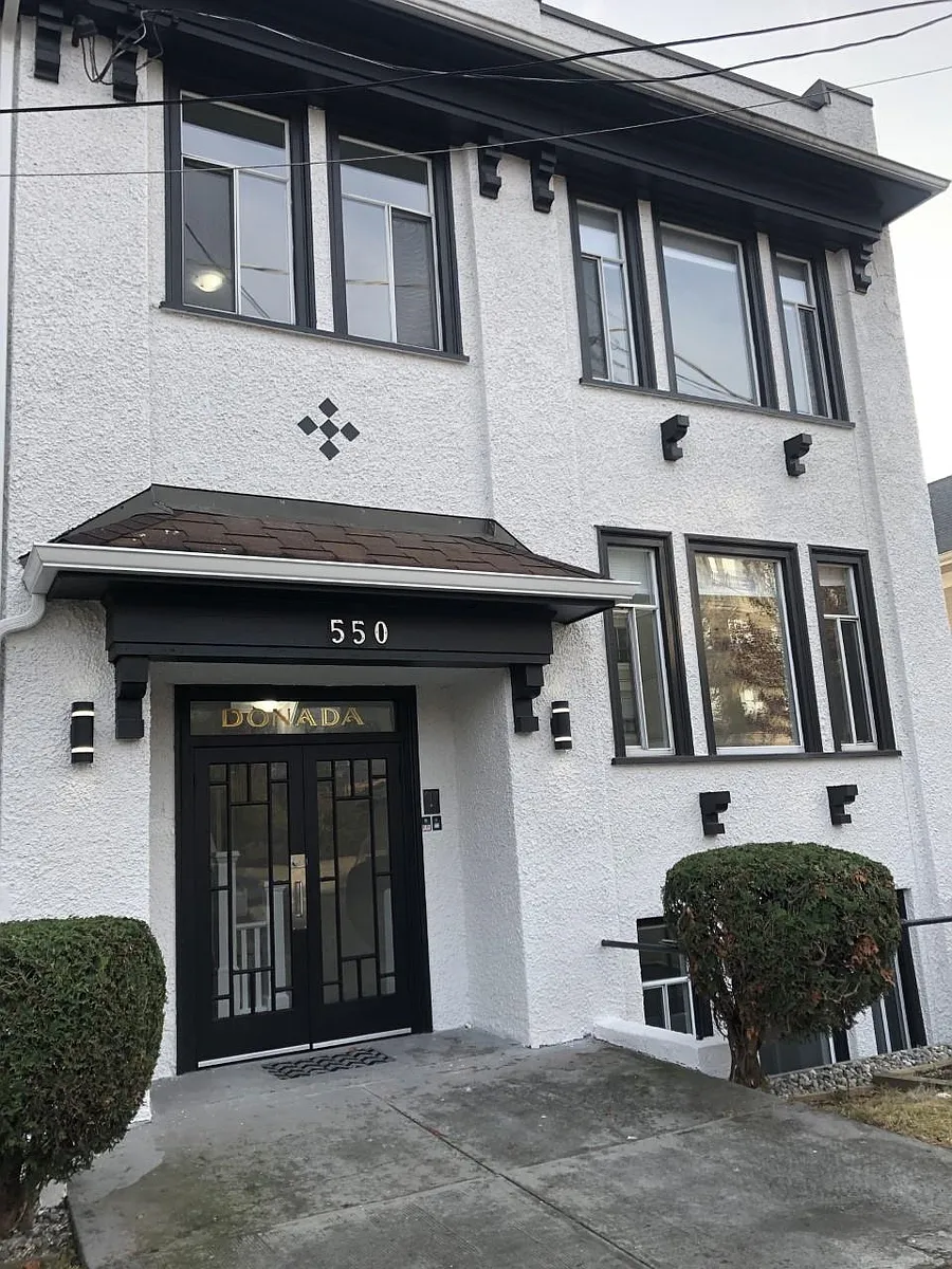 Building Photo - 550 E 15th Ave #1
