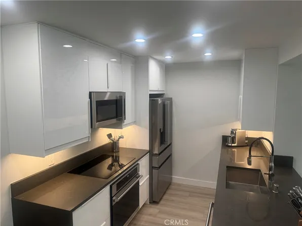 3535 Banbury Dr APT 121, Riverside, CA 92505