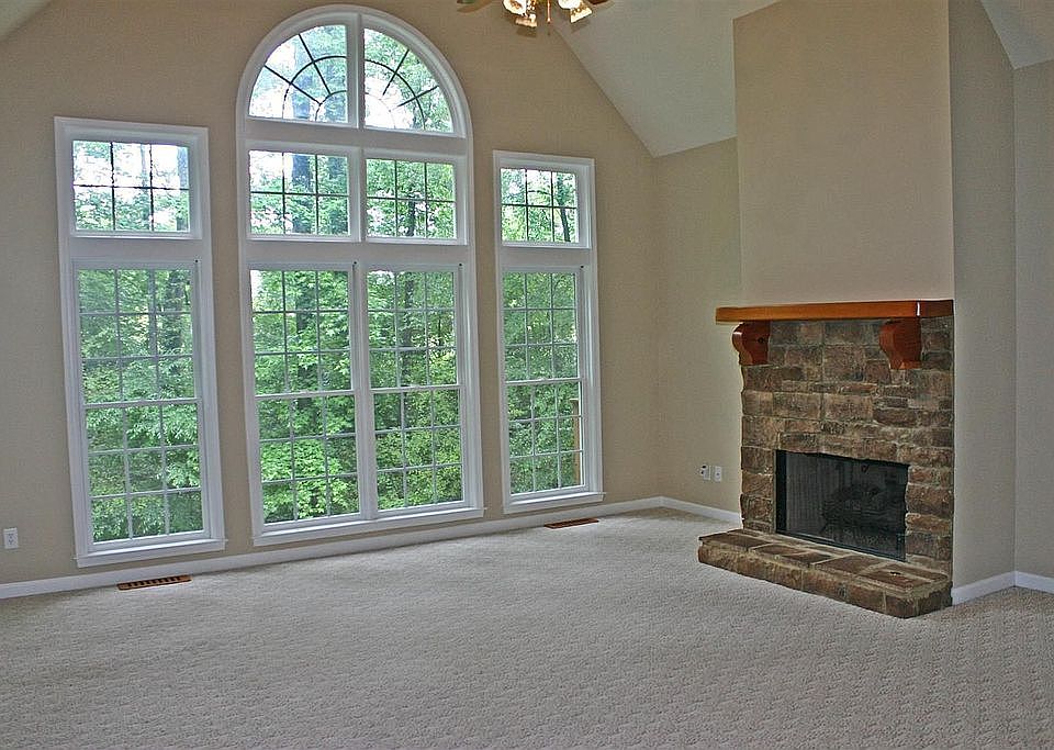 1st image of 1055 Avery Creek Dr