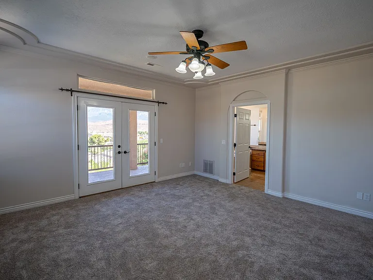 2541 W Spilsbury Ct — Photo 27