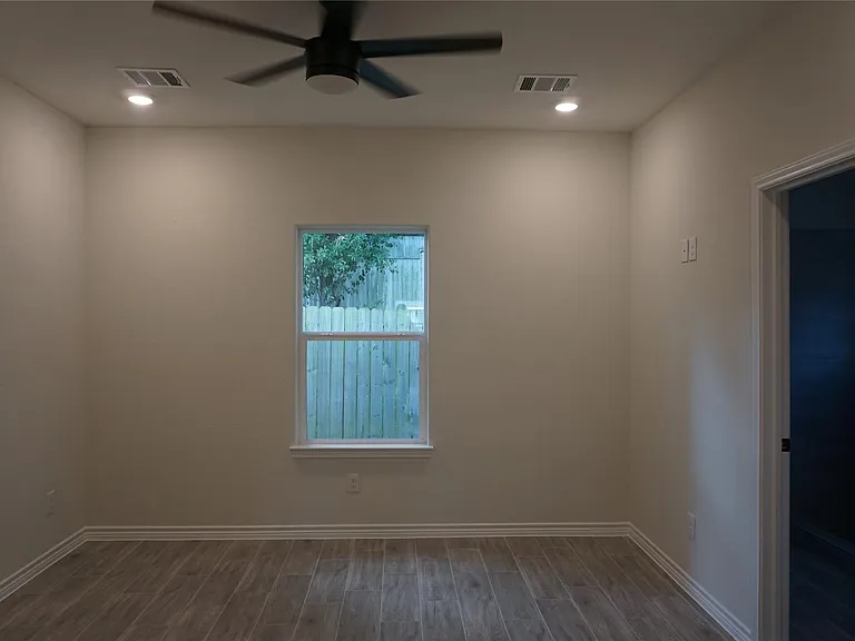 10088 Calandar — Photo 18