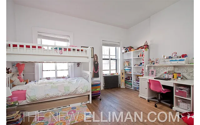 Rented by Douglas Elliman | media 8