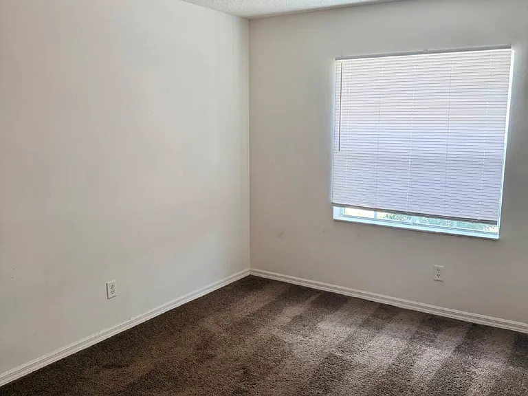 2380 Summerfield Ave — Photo 5