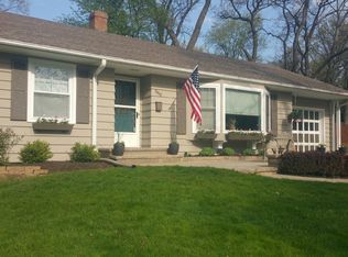 380 Ridge Ave, Crystal Lake, IL 60014