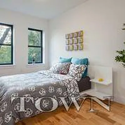 Rented by Town Residential | media 35