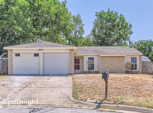 4300 N Lordsburg Ct, Arlington, TX 76017