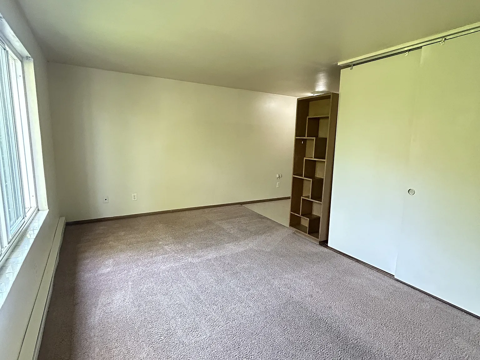 Norman Arms Apartments - 303 — Photo 4
