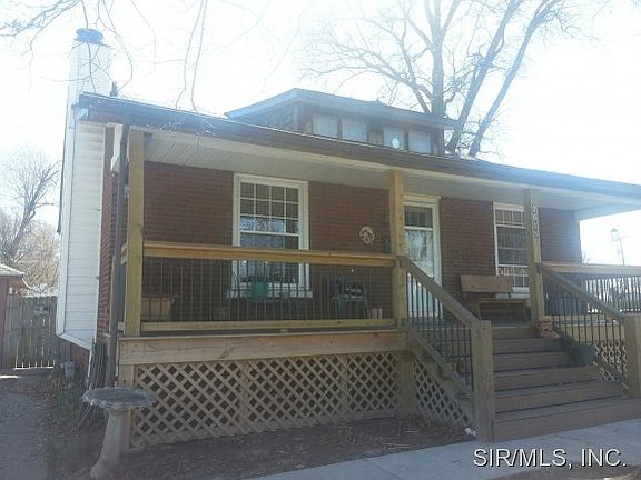 3rd image of 2618 E 25th St