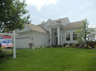 1022 Spinnaker St, Elgin, IL 60123