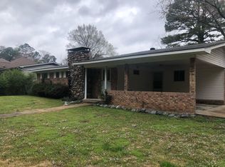 311 Lakeside Rd, Hot Springs, AR 71901