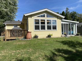 N4997 Spearhead Trl, Juneau, WI 53039