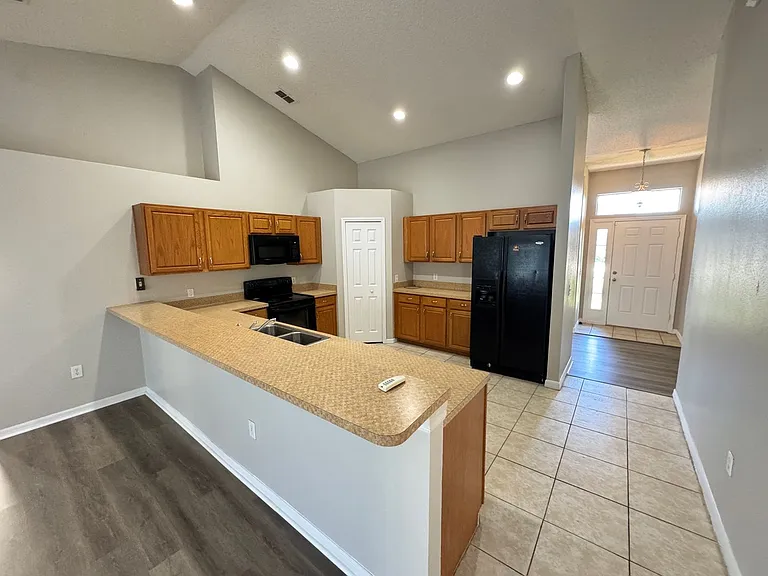 639 Bittern Ct — Photo 19