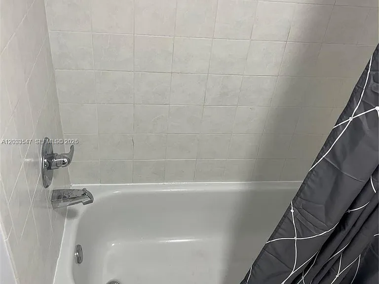 2916 NW 55th Ave #2A — Photo 12