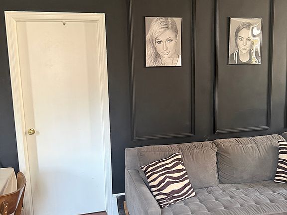 4th image of 351 W 47th St APT 5R