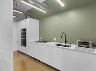 437 D St APT 3D, Boston, MA 02210