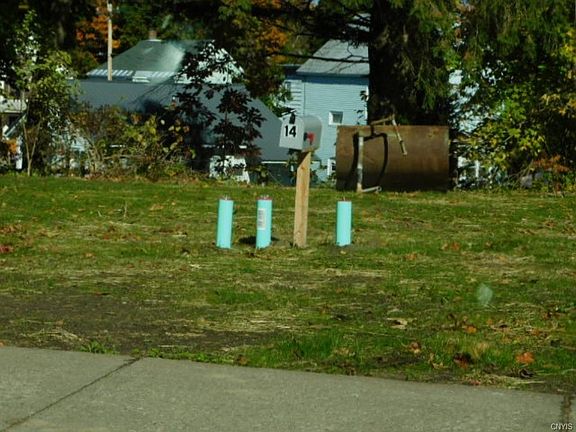 3rd image of 14 Spencer St