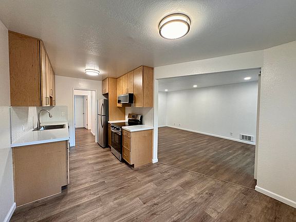 2nd image of 3820 Park Blvd #7