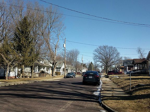 4th image of 111 E Virginia Ave