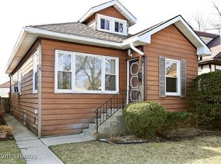 5753 W Leland Ave, Chicago, IL 60630