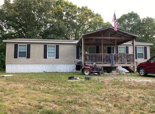 192 Sycamore Dr, Harriman, TN 37748
