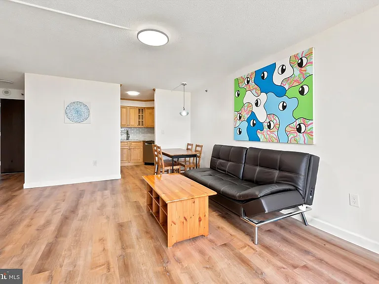 2018 Walnut St #32-23J — Photo 10
