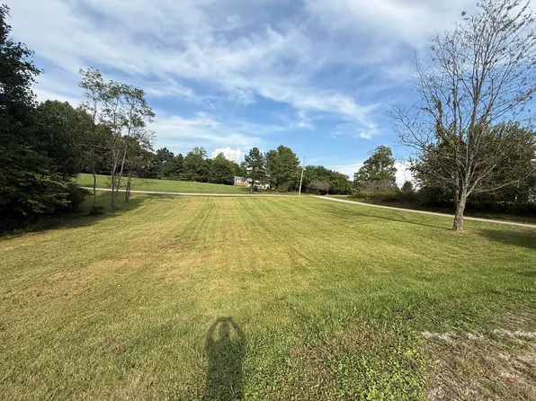 99 Hock Ln, Brodhead, KY 40409
