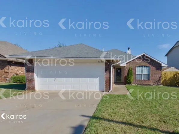 1129 NE 8th St, Moore, OK 73160