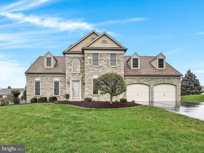 517 E Conestoga St, New Holland, PA, 17557