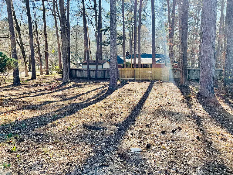 327 Swallow Dr — Photo 8