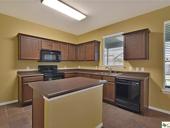 4th image of 625 Sugar Brook Dr