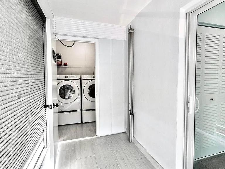 29 Burgundy Dr #A — Photo 12