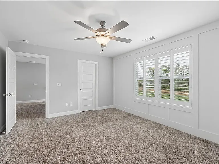 550 Twyla Dr — Photo 11