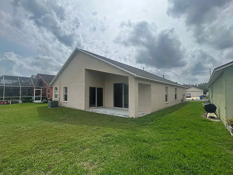 Wrencrest Dr — Photo 17