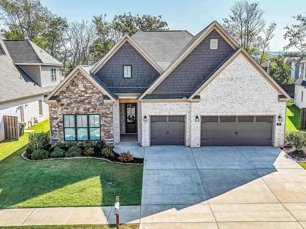 11 Hidden Grove Cir, Huntsville, AL 35803