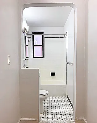 Rented by City Connections Realty | media 19