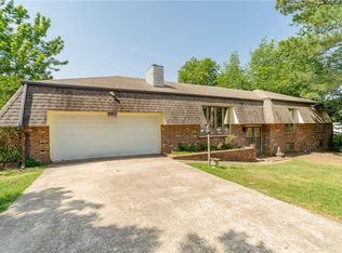 331 Eastwood St, Prairie Grove, AR 72753