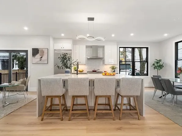 356 Western Ave #356, Cambridge, MA 02139