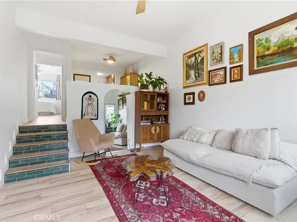 627 N Bristol St Unit 32, Santa Ana, CA 92703