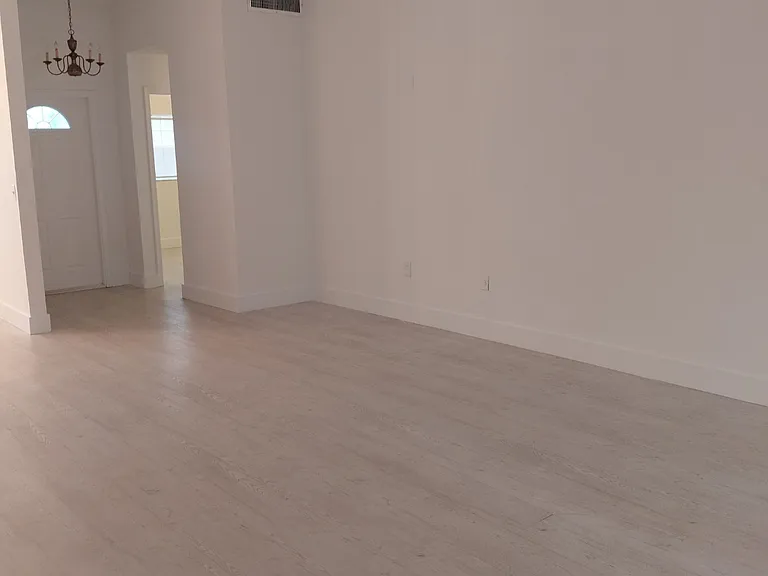 4251 SW 138th Ct — Photo 17